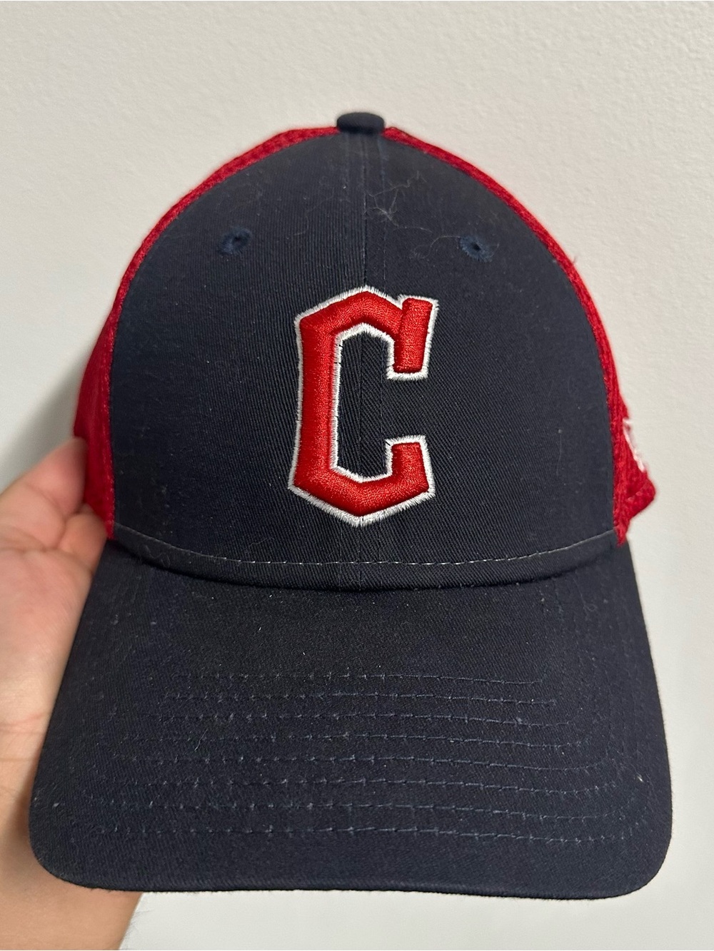 New Era Cleveland Indians Red Baseball Cap Size S/M